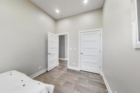 443 E 45th Pl #2, Chicago, IL 60653 photo 12