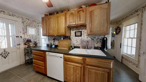 200 E Seminary Ave, Onarga, IL 60955 photo 23
