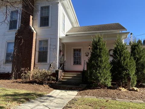 200 E Seminary Ave, Onarga, IL 60955 photo 4