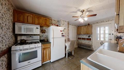 200 E Seminary Ave, Onarga, IL 60955 photo 21