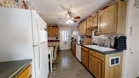 200 E Seminary Ave, Onarga, IL 60955 photo 22