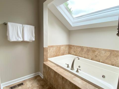 1576 Stonebridge Trl, Wheaton, IL 60189 photo 19