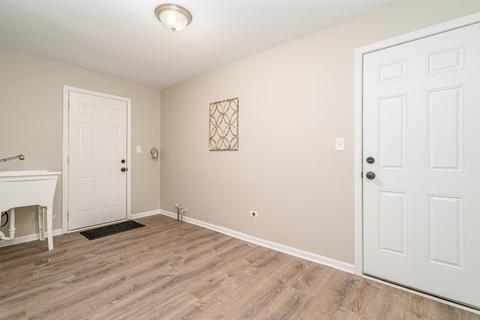 4041 Davis St, Matteson, IL 60443 photo 16