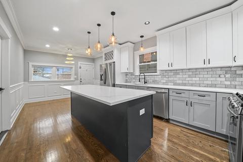 2251 E 93rd St, Chicago, IL 60617 photo 5