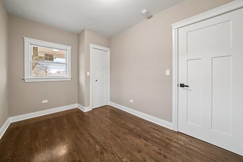 2251 E 93rd St, Chicago, IL 60617 photo 9