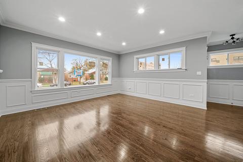 2251 E 93rd St, Chicago, IL 60617 photo 2