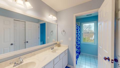 1321 Bison Ln, Hoffman Estates, IL 60192 photo 24