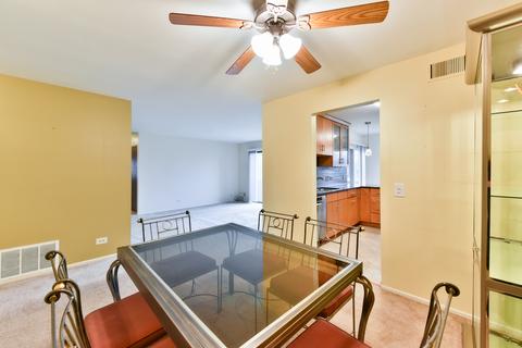 1546 Buxton Ct #A2, Wheeling, IL 60090 photo 12
