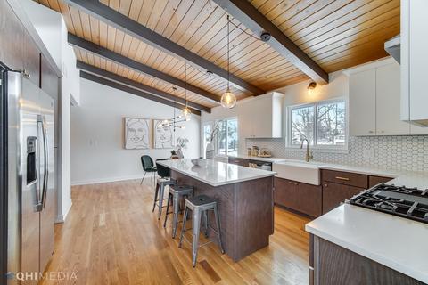 922 Delles Rd, Wheaton, IL 60189 photo 5