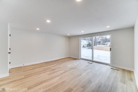 922 Delles Rd, Wheaton, IL 60189 photo 21