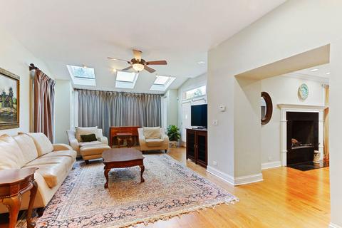 1005 Mohawk Rd, Wilmette, IL 60091 photo 10