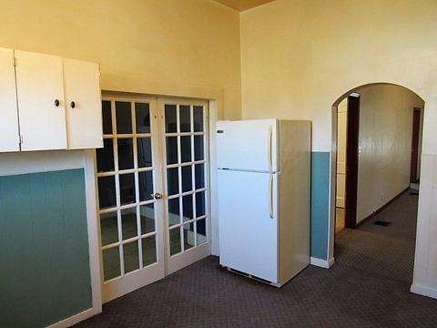 1129 E Main St, Clinton, IL 61727 photo 7