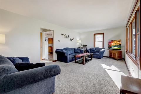 1202 N William St, Joliet, IL 60435 photo 5