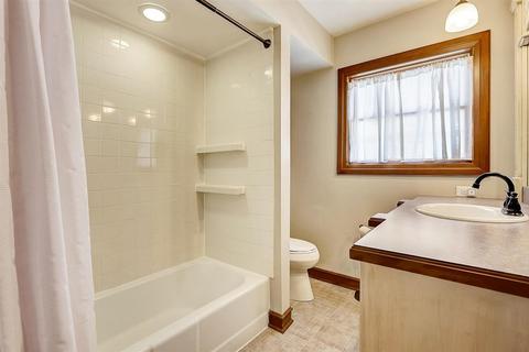 1202 N William St, Joliet, IL 60435 photo 18