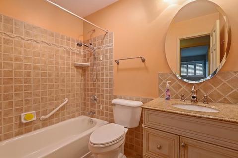 1650 Pierce Rd, Hoffman Estates, IL 60169 photo 20