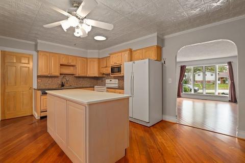 1650 Pierce Rd, Hoffman Estates, IL 60169 photo 8