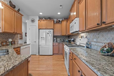 840 Cascade Falls Dr, Elgin, IL 60124 photo 7