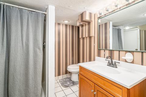 124 E 11th St, Lockport, IL 60441 photo 18