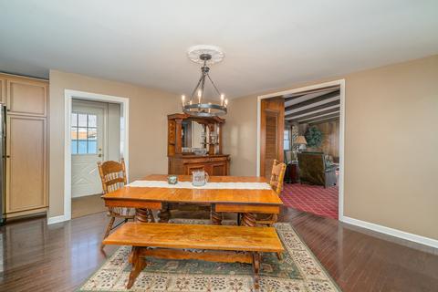 124 E 11th St, Lockport, IL 60441 photo 5