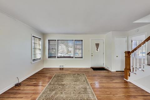 2324 Nathaniel Pl, Evanston, IL 60202 photo 4