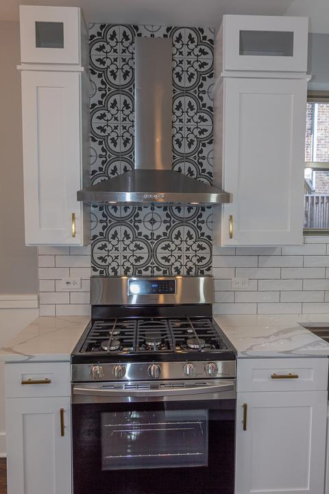 1706 E 84th St, Chicago, IL 60617 photo 9