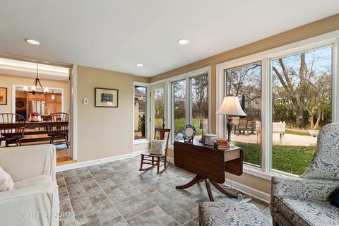 375 Maple Row, Northfield, IL 60093 photo 10