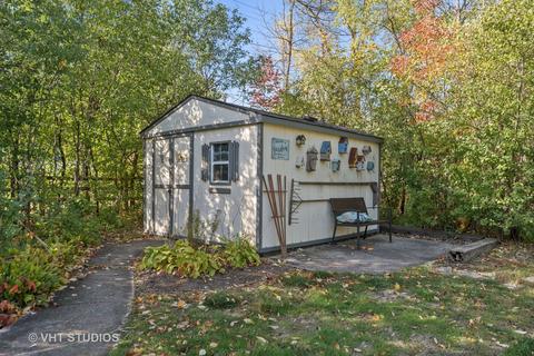 375 Maple Row, Northfield, IL 60093 photo 33