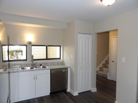 3537 Golfview Dr, Hazel Crest, IL 60429 photo 5