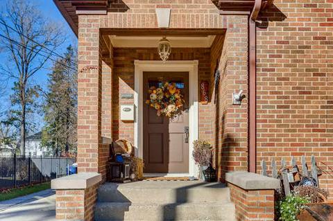 868 Van St, Elgin, IL 60123 photo 3