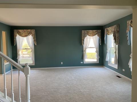 1627 Arquilla Dr, Algonquin, IL 60102 photo 2