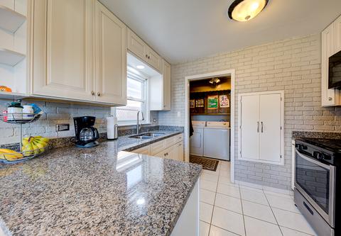 7729 Central Ave, Burbank, IL 60459 photo 7