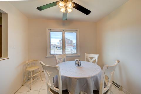 7729 Central Ave, Burbank, IL 60459 photo 5