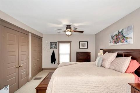 228 E 4th Ave, Naperville, IL 60540 photo 12