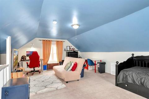 228 E 4th Ave, Naperville, IL 60540 photo 18