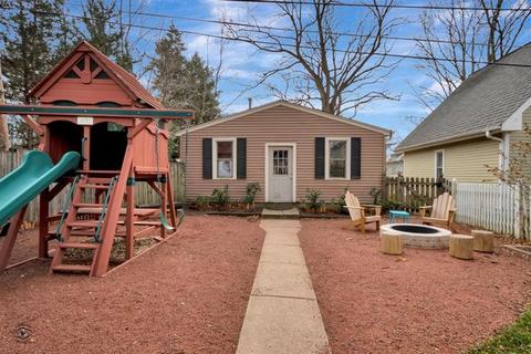 228 E 4th Ave, Naperville, IL 60540 photo 22