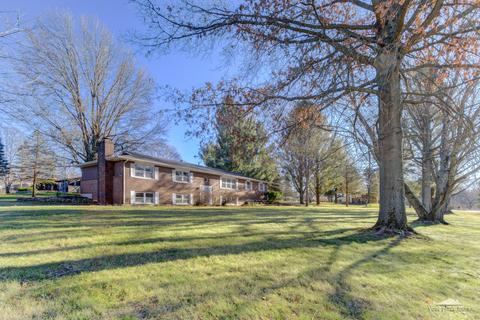 54 Meyer Rd, Plano, IL 60545 photo 2