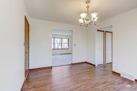 54 Meyer Rd, Plano, IL 60545 photo 9