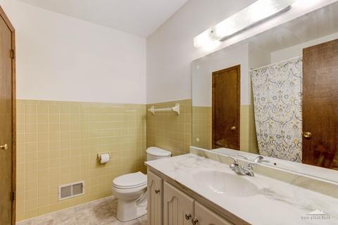54 Meyer Rd, Plano, IL 60545 photo 16