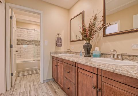 738 E Prairie Ave, Des Plaines, IL 60016 photo 30
