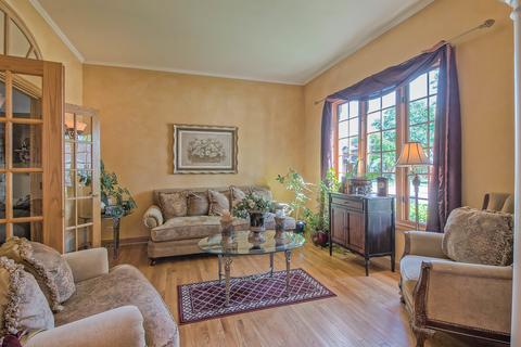 738 E Prairie Ave, Des Plaines, IL 60016 photo 4