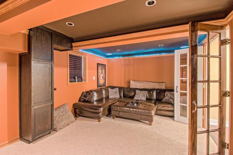 738 E Prairie Ave, Des Plaines, IL 60016 photo 34