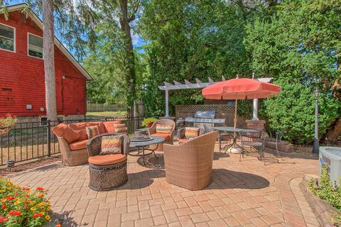 738 E Prairie Ave, Des Plaines, IL 60016 photo 42