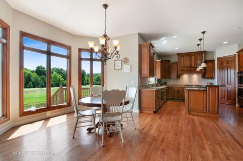 3650 Old Bridge Ln, Elgin, IL 60124 photo 12