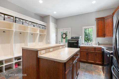 3650 Old Bridge Ln, Elgin, IL 60124 photo 15