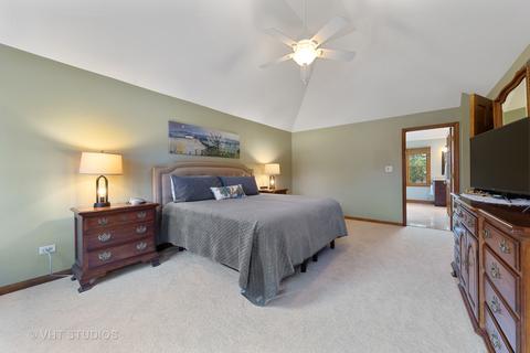 1460 Spero Ct, Wheaton, IL 60187 photo 14