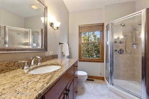 1460 Spero Ct, Wheaton, IL 60187 photo 18