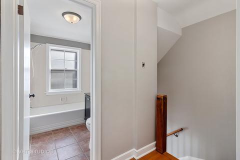 112 E Burlington St, Riverside, IL 60546 photo 12