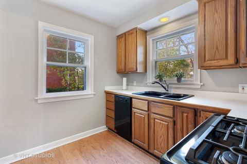 112 E Burlington St, Riverside, IL 60546 photo 7