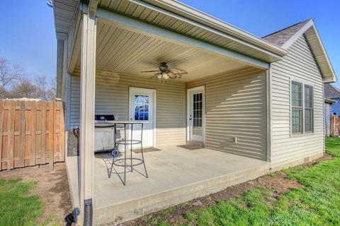 106 N Jackson St, Philo, IL 61864 photo 7
