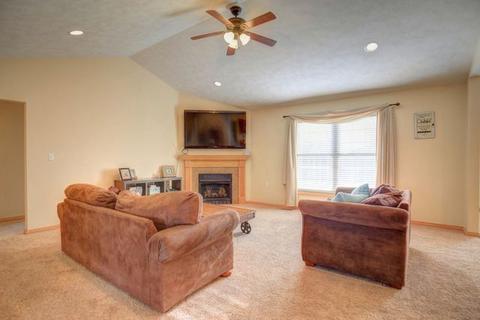 106 N Jackson St, Philo, IL 61864 photo 22